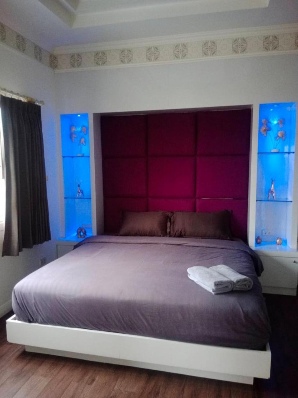 Titanic Residence-5 Minutes Walk To Walking Street Pattaya Εξωτερικό φωτογραφία